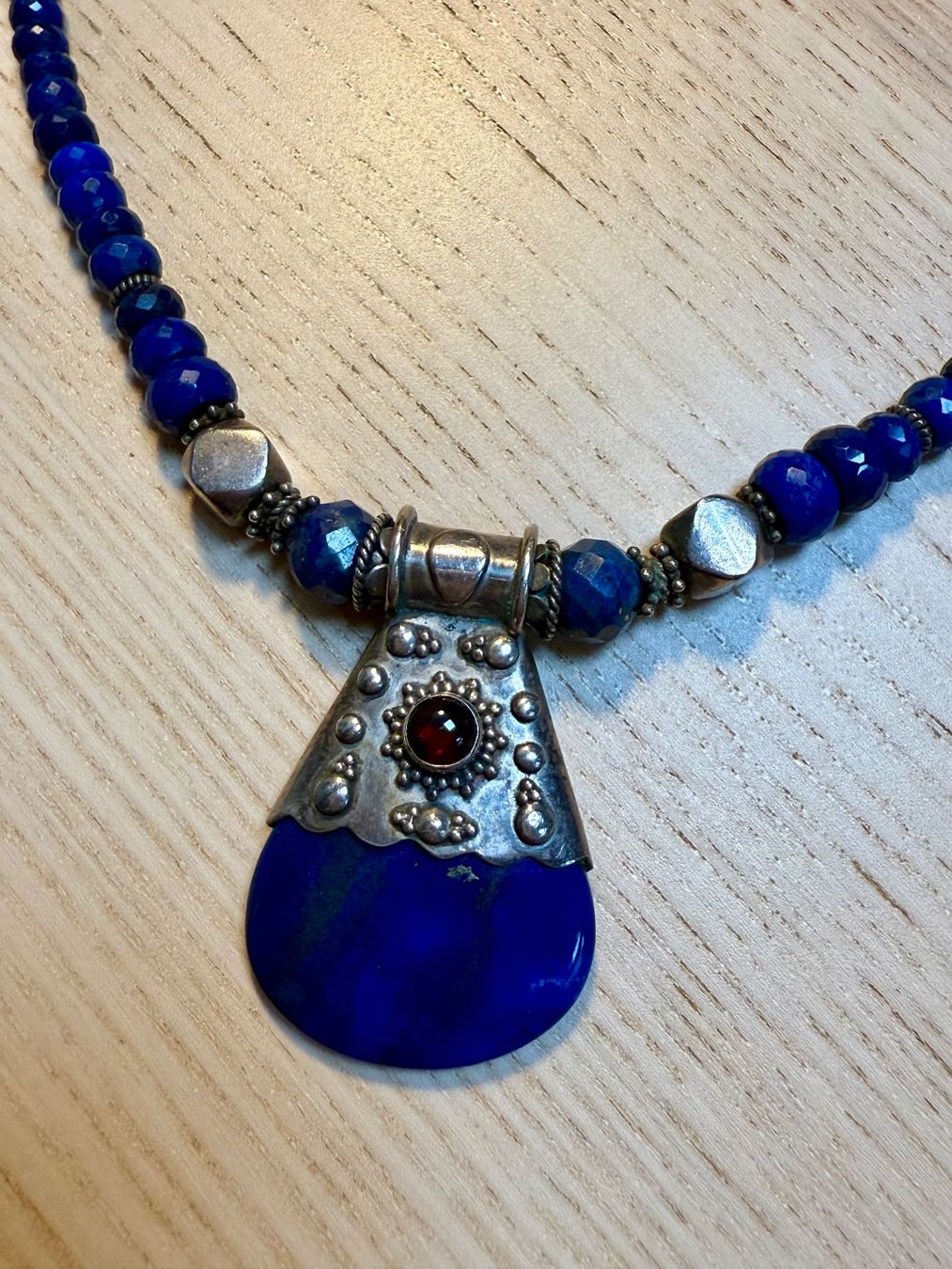 Ketten: Tibetische Lapislazuli - Silber Kette – Gebraucht aus Zürich von Elena_8 1