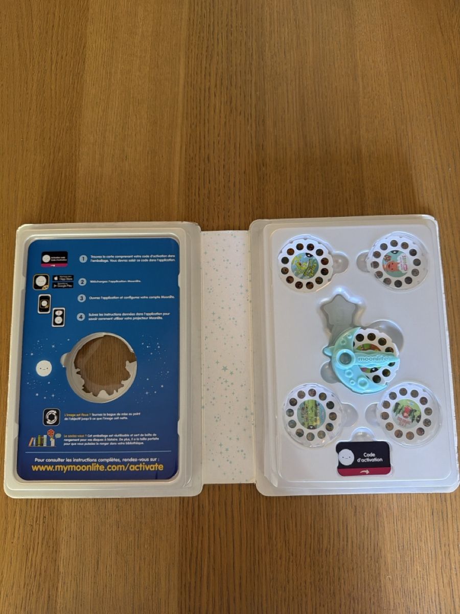 Libri: Projecteur d'histoires Moonlite pour tléphone mobile coffret – Usato da Chavannes près Renens venduto da anthony14 1