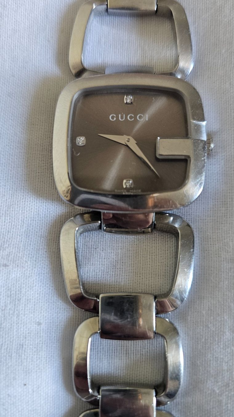 Gucci Montres: Gucci 125.4 ab 1.- !! – Défectueux à Etoy par angi020 1