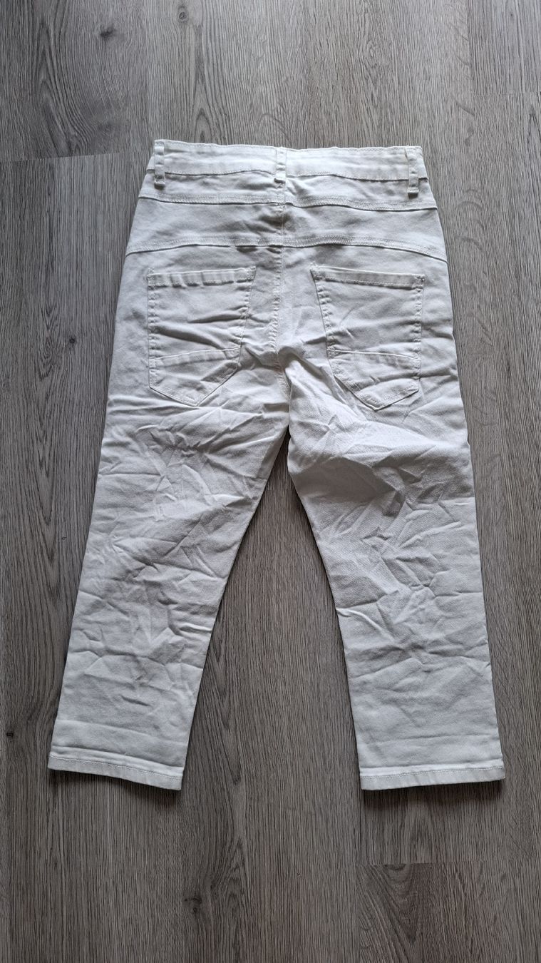 Jeans: Damen capri Jeans  weiss, Grösse 34. neu – Nuovo e nell'imballaggio originale da Emmen venduto da Tigerlady 4