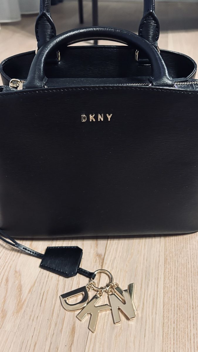 DKNY Borse da donna: DKNY Handtasche Schwarz – Usato da Pfäffikon ZH venduto da ers_w9mn 2