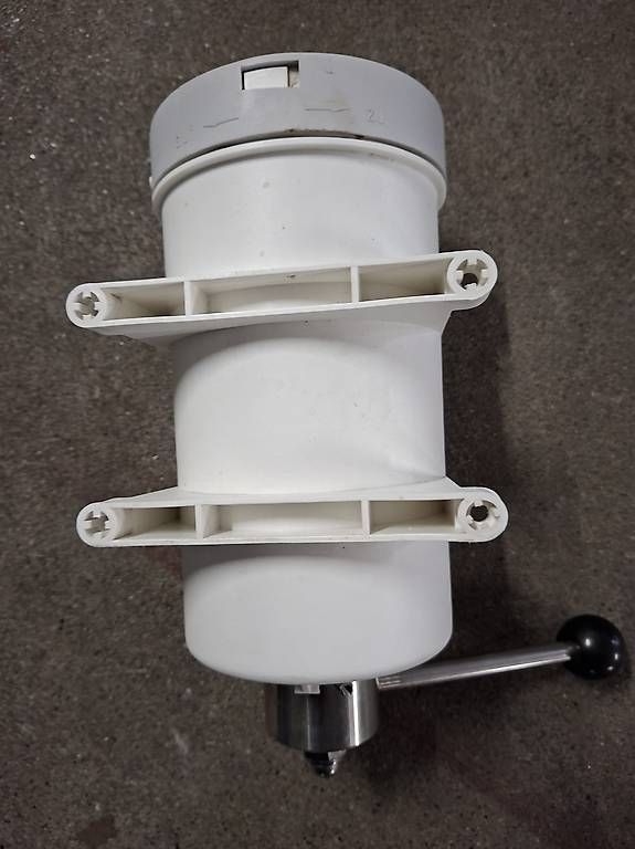 Prodotti di pulizia: Kamar Handwaschpastenspender 2.5kg robust top – Usato da Goldau venduto da Chrigl.L. 1