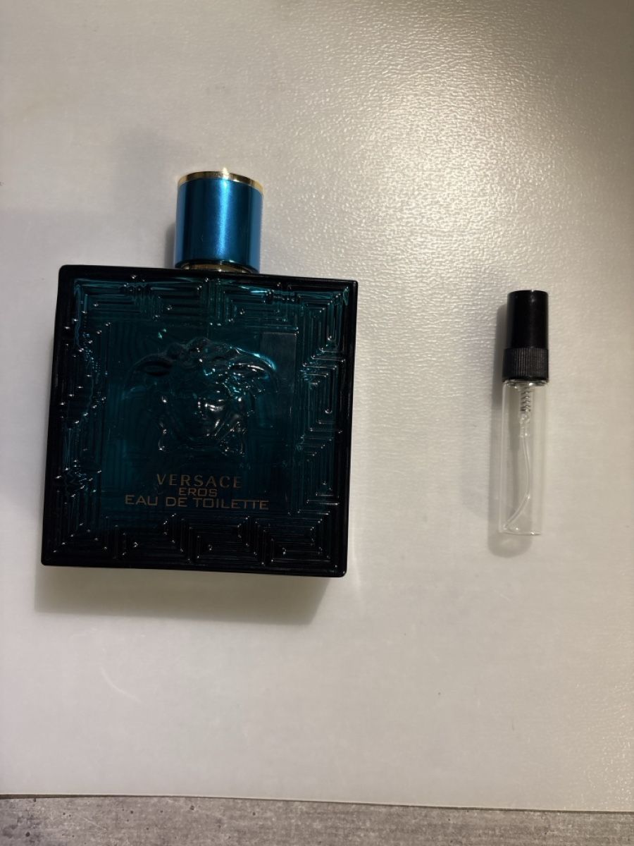Versace Parfum & Eau de Toilette: Versace eros edt 5ml – Gebraucht aus Greifensee von Roger