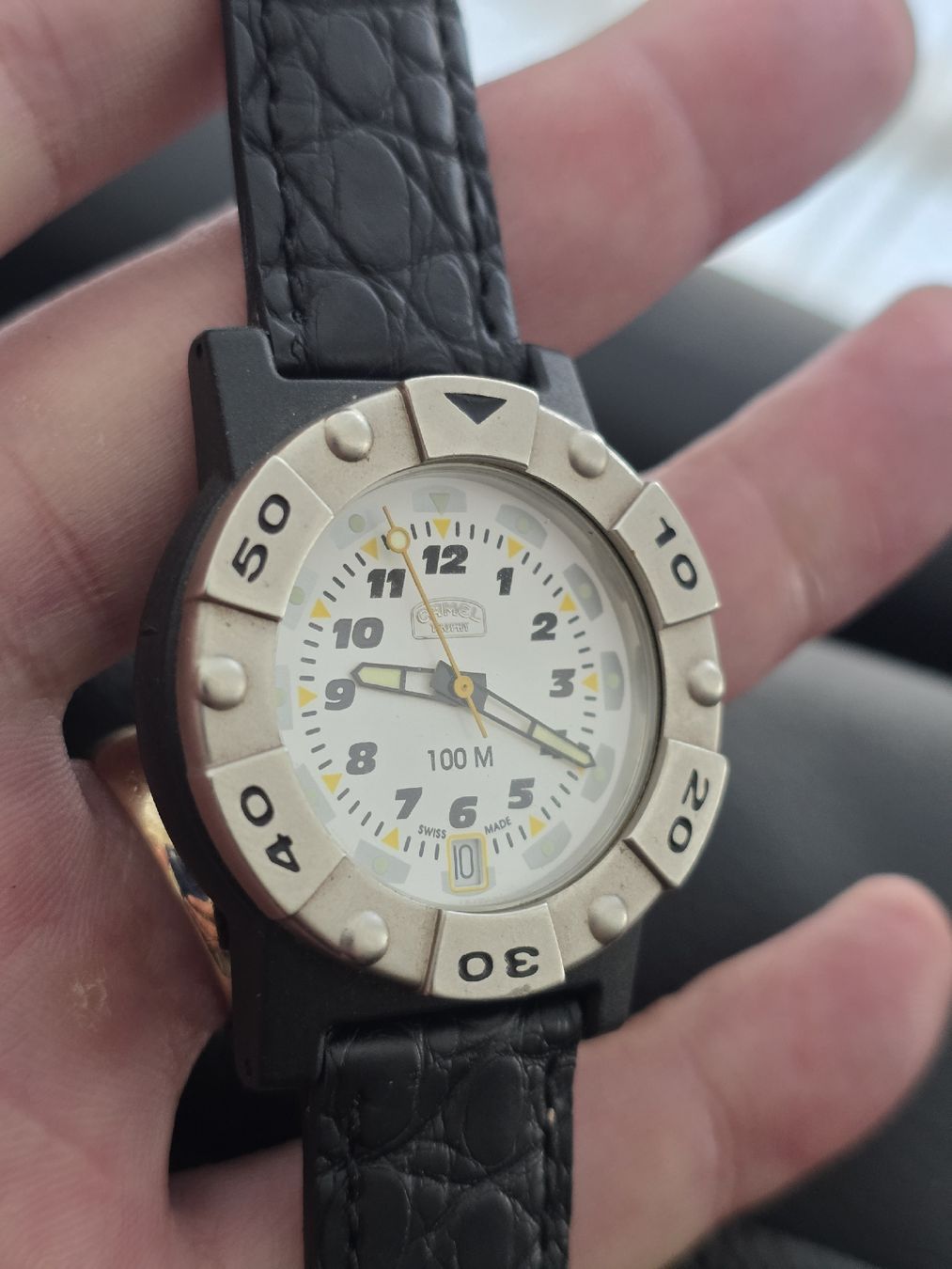Camel Orologi: Montre Camel Trophy cadran blanc quartz – Usato da Grand-Lancy venduto da Precision-GE 1