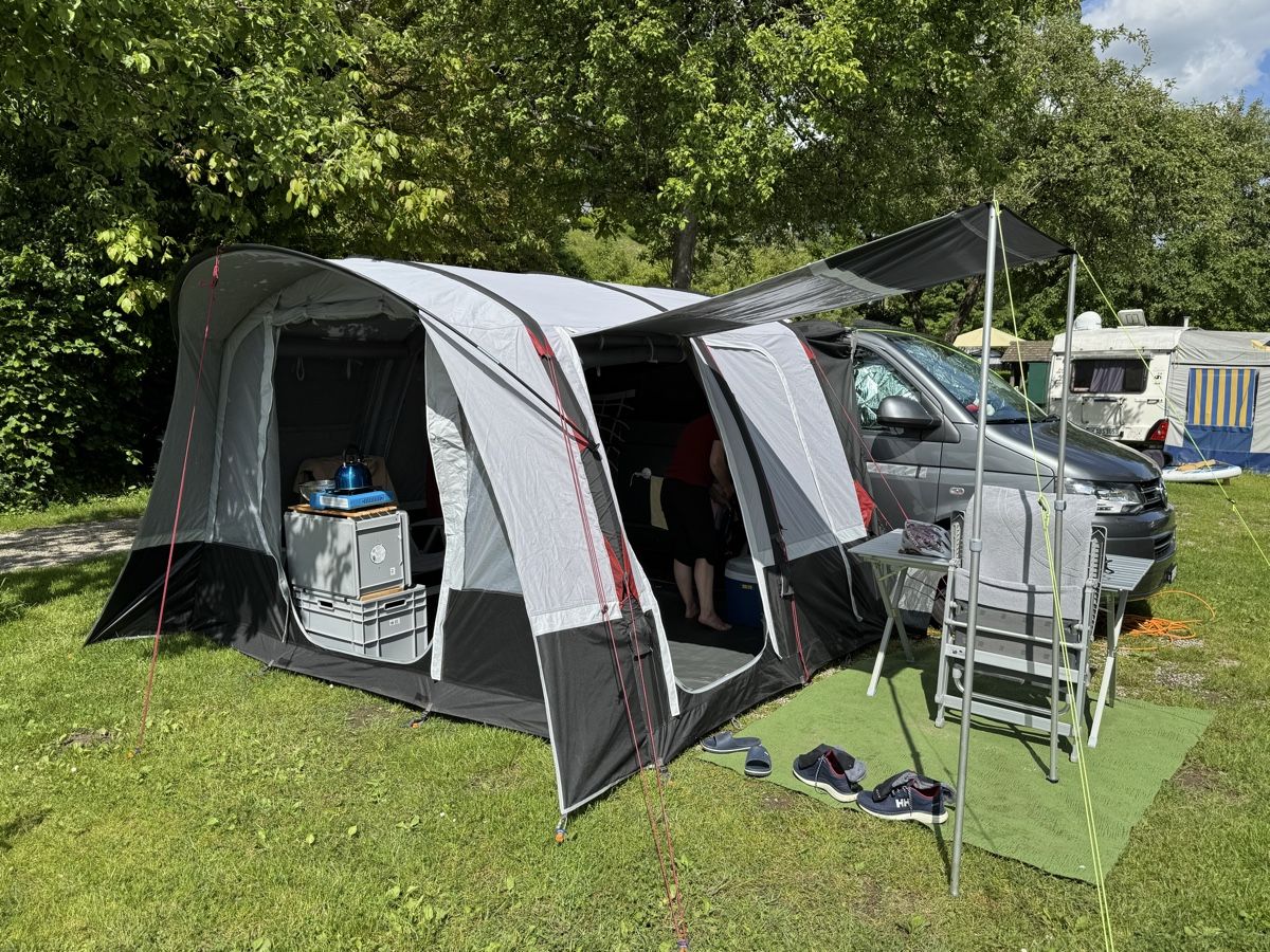 Automobili: VW T5 4motion - mit Campingausbau – Usato da Bern venduto da lara_bettina 7