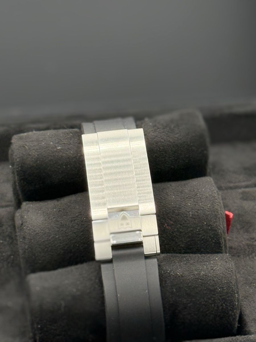 Bracciali & Braccialetti: Tudor Black , neuwertig, Top Zustand! – Nuovo (secondo la descrizione) da Effretikon venduto da LimmatGold 7
