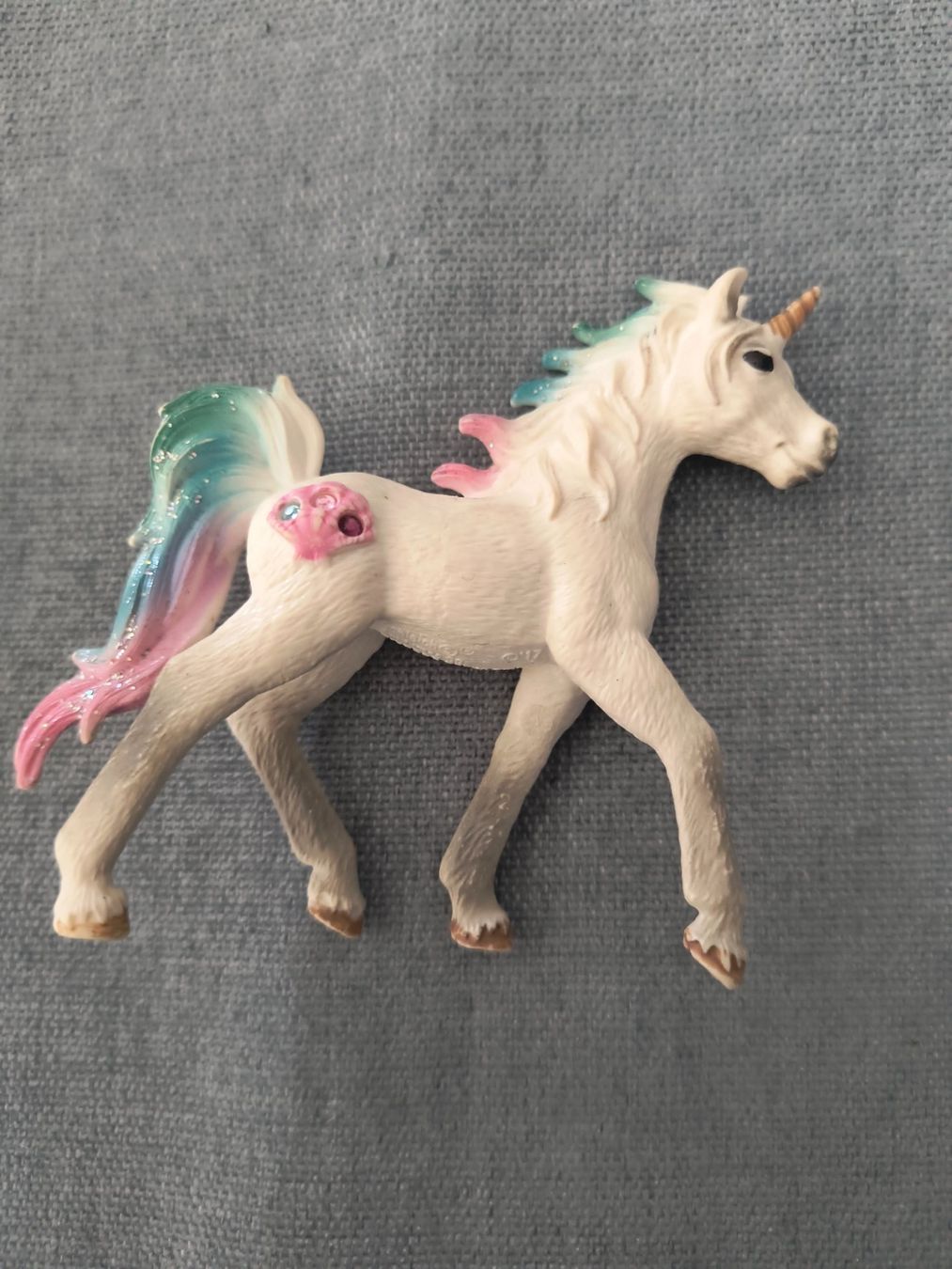 Schleich Statuette: Schönes Einhorn Schleich Fohlen – Usato da Würenlingen venduto da pjs-at-tutti