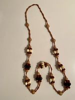 Modeschmuck: Kette mit braunen und beigen Perlen