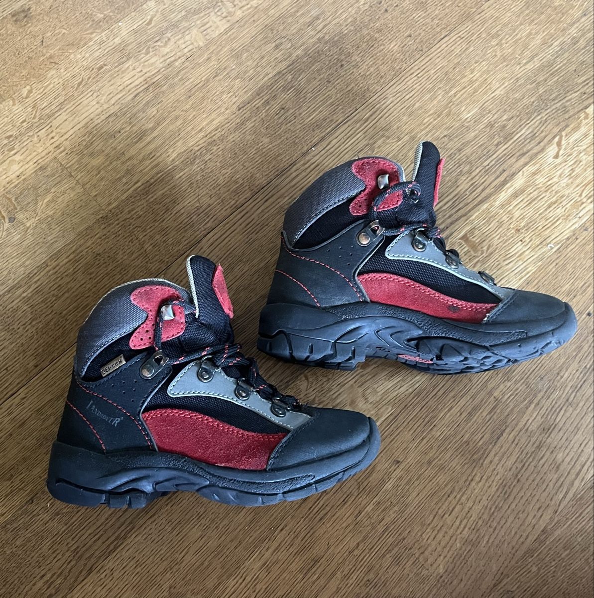 Landrover Scarpe per ragazzi: Children’s walking boots – Usato da Zürich venduto da ajl_x6tg