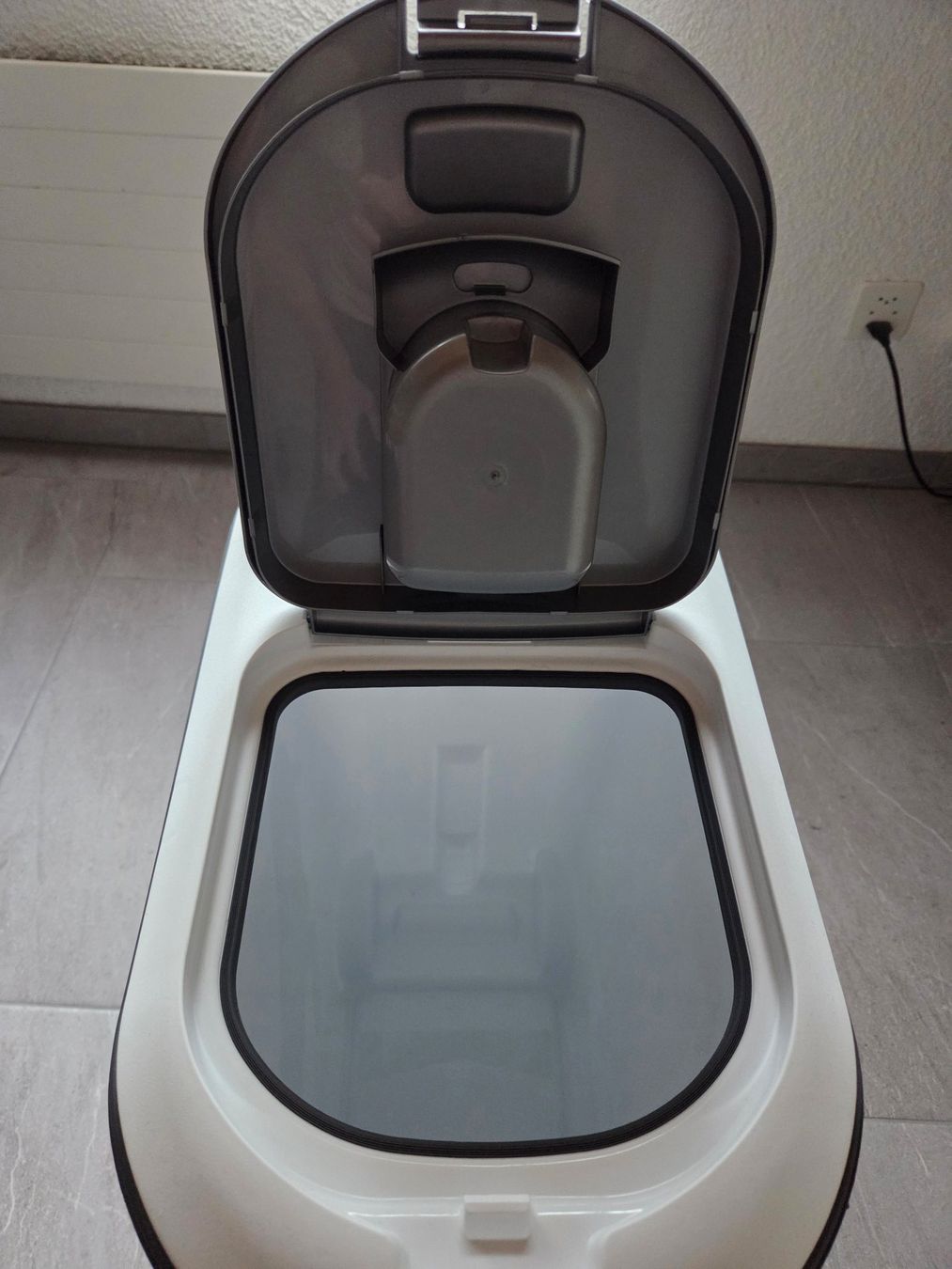 Futter: Hundefutter Container Box – Neu (gemäss Beschreibung) aus St. Gallen von Seraph76 4