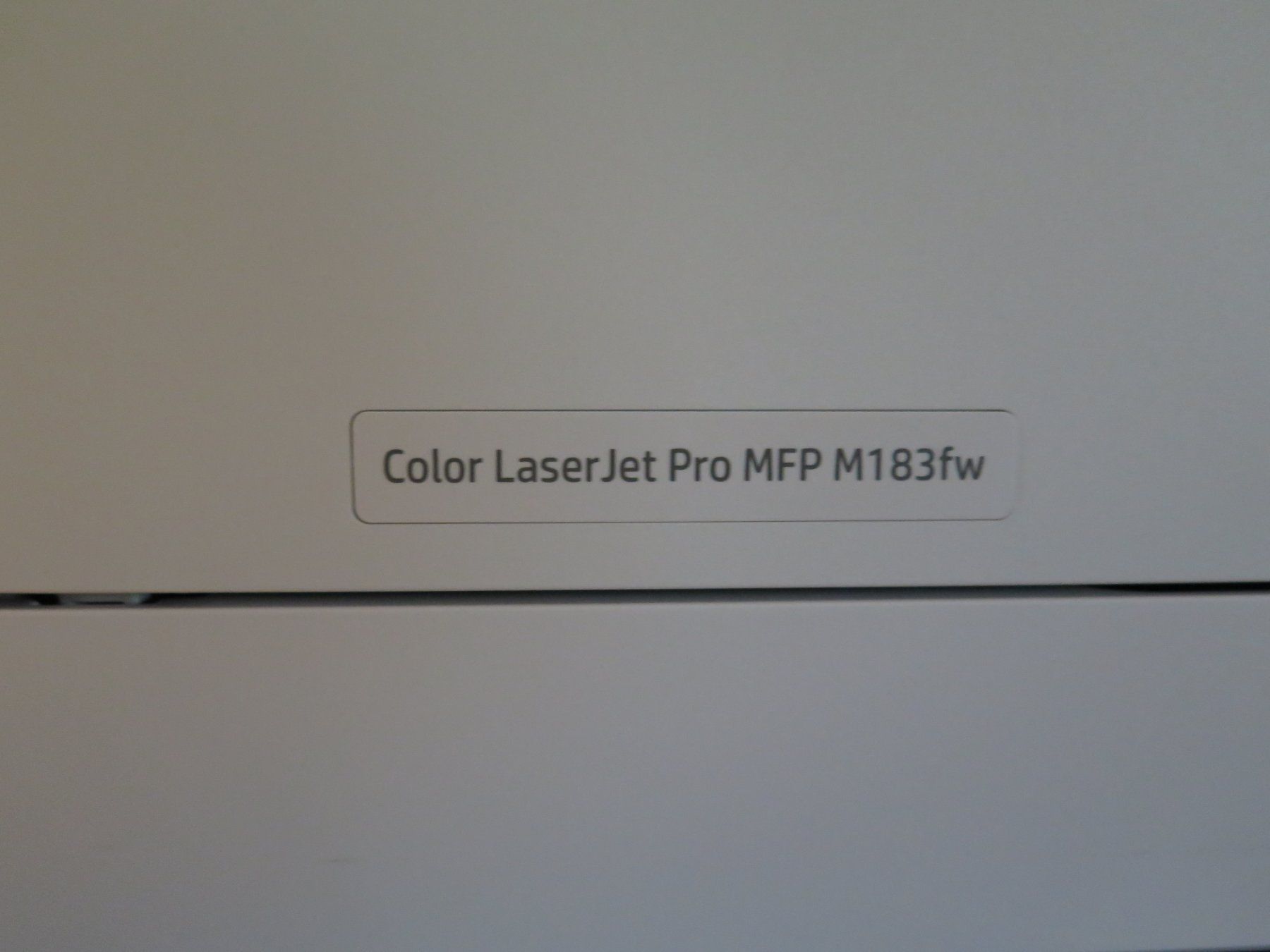 Hewlett Packard Stampanti: HP Laser-Farb-Multifunktionsdrucker – Usato da Hausen am Albis venduto da Soul2026 2