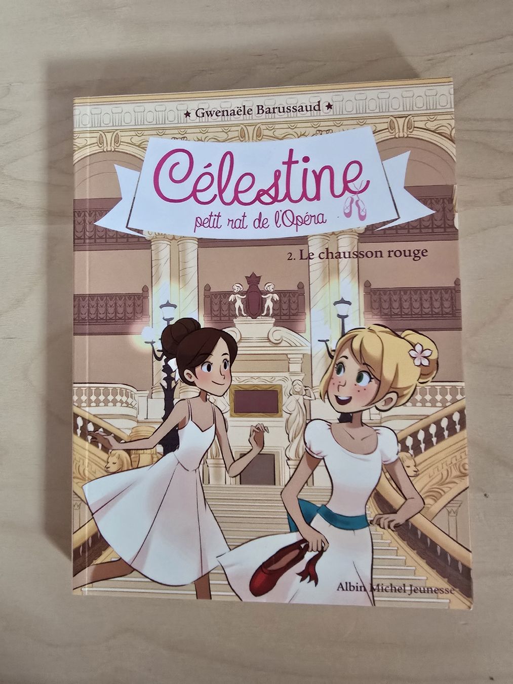Libri: Célestine T2 - Le chausson rouge – Usato da Bossonnens venduto da zla_cg8d