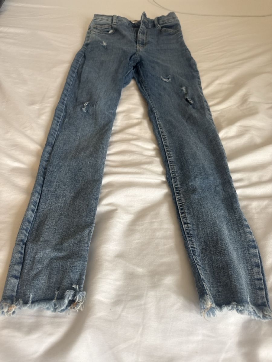 Pull&Bear Jeans: Pull&Bear Jeans, Gr. 36 – Gebraucht aus Pratteln von syr_g2ql 4