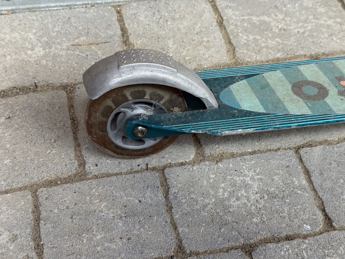 Micro Kickboard: Micro Scooter Kinder Tretroller Kinderroller blau gebraucht – D'occasion à Villmergen par phi_h8bd 1