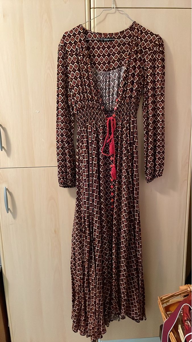 Shein Vestiti: Boho Chic Maxi Dress – Nuovo (secondo la descrizione) da Zug venduto da Fashionaddicted.-