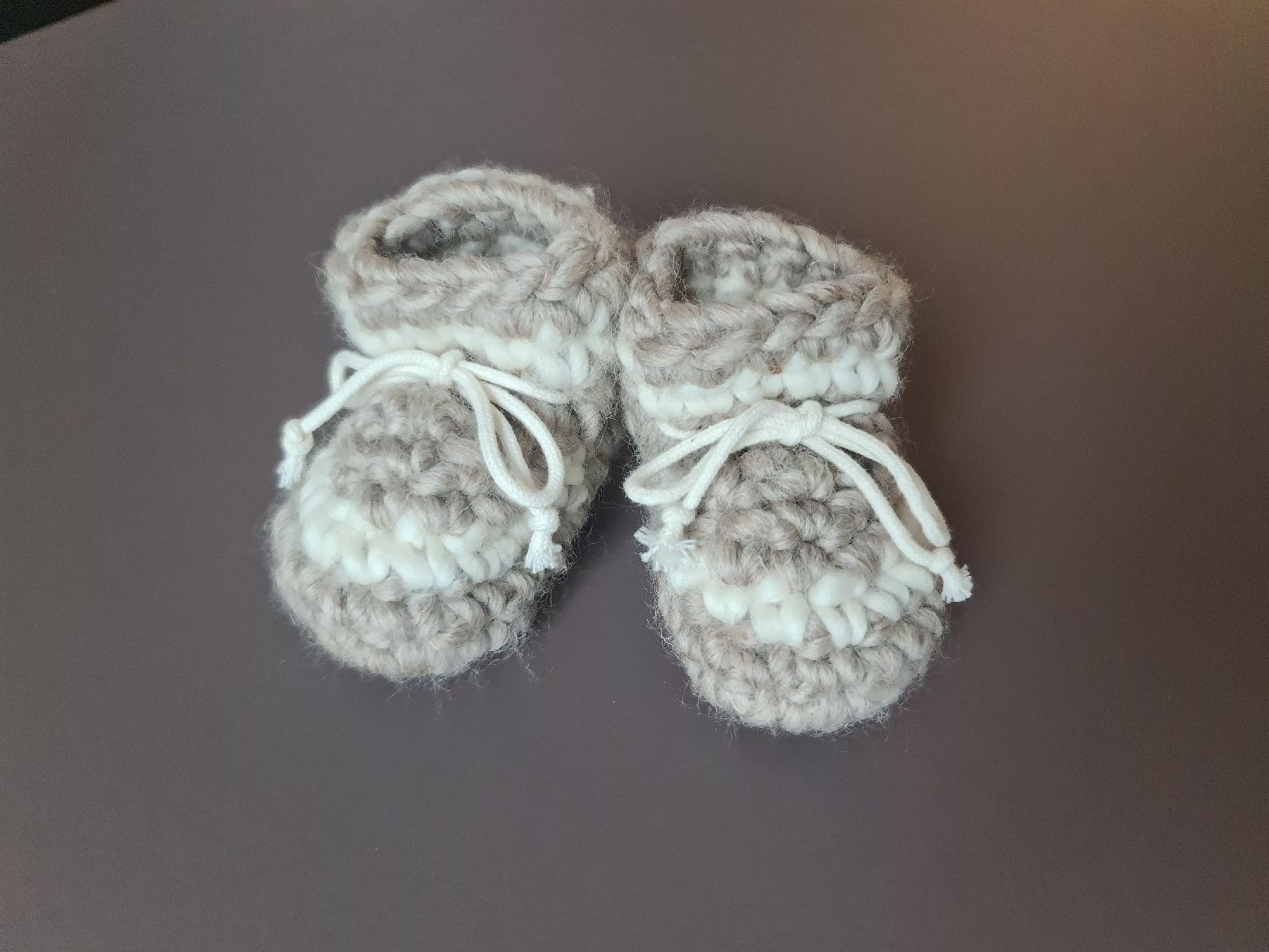 Scarpe per ragazzi: Babyschuhe aus Schafwolle und Echtleder – Nuovo (secondo la descrizione) da Uster venduto da Cruleye 5