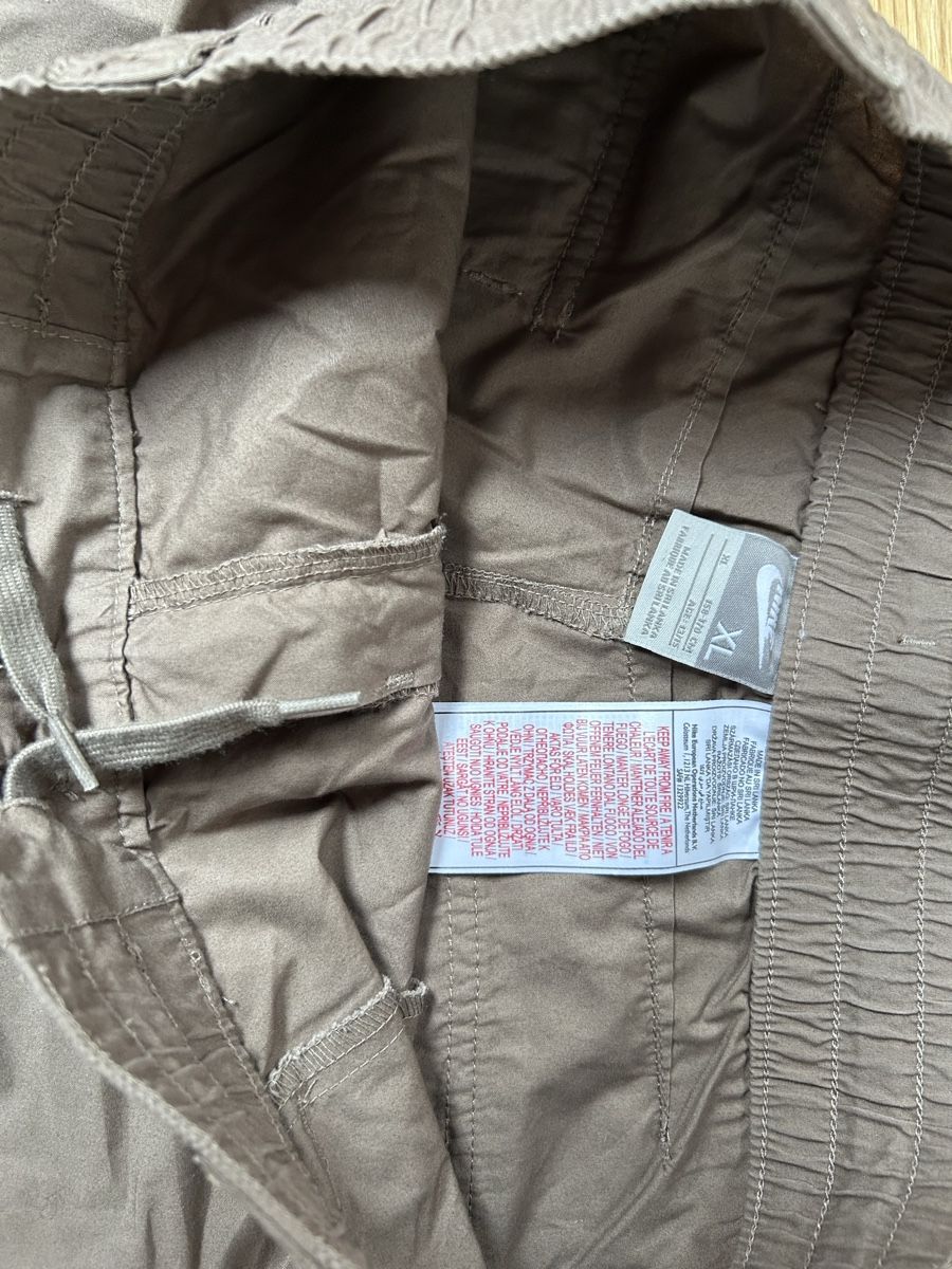 Nike Pantaloni: Short coton Nike – Usato da Daillens venduto da guisepa 2