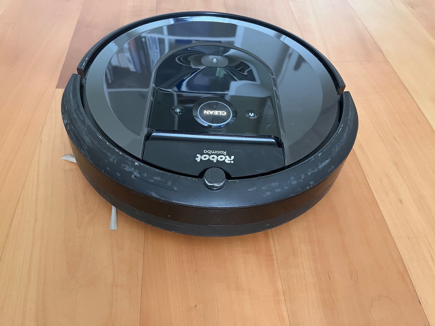 Irobot Aspirapolveri & Accessori: Saugroboter iRobot Roomba i7 – Usato da Adligenswil venduto da iLucas 1
