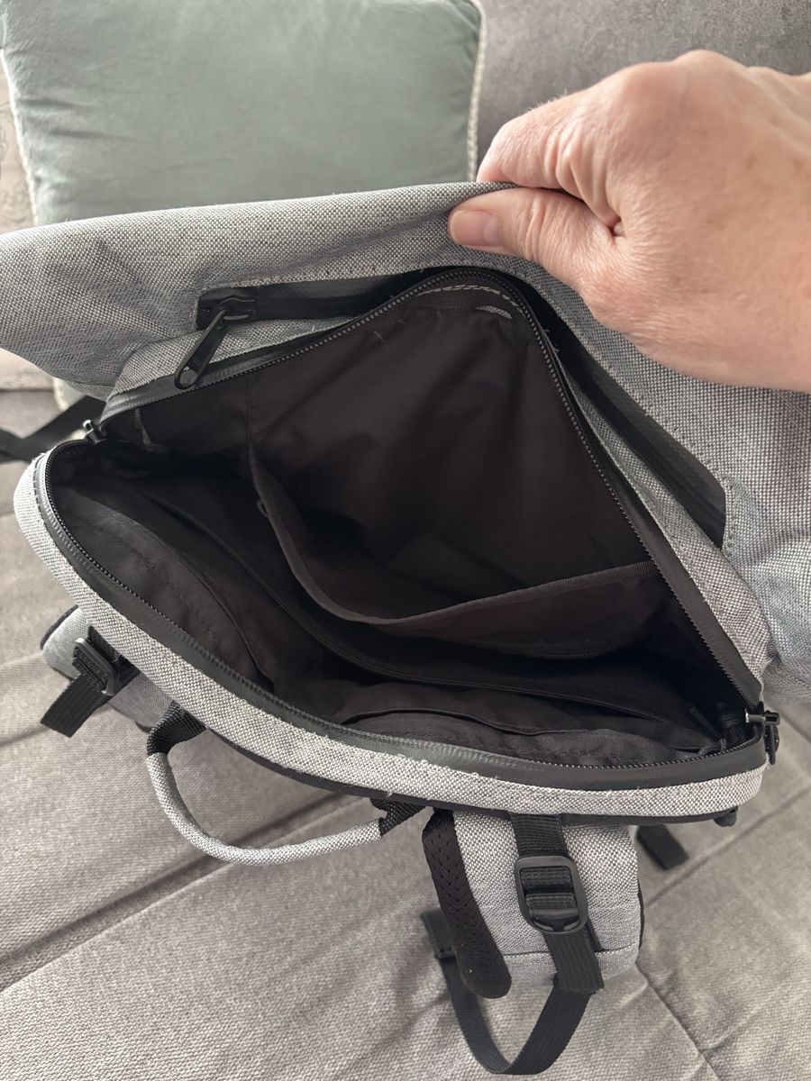 Dakine Zaini: Dakine Infinity Pack Rucksack 21L Grau - neuwertig – Nuovo (secondo la descrizione) da Kiesen venduto da Rrachelita 2