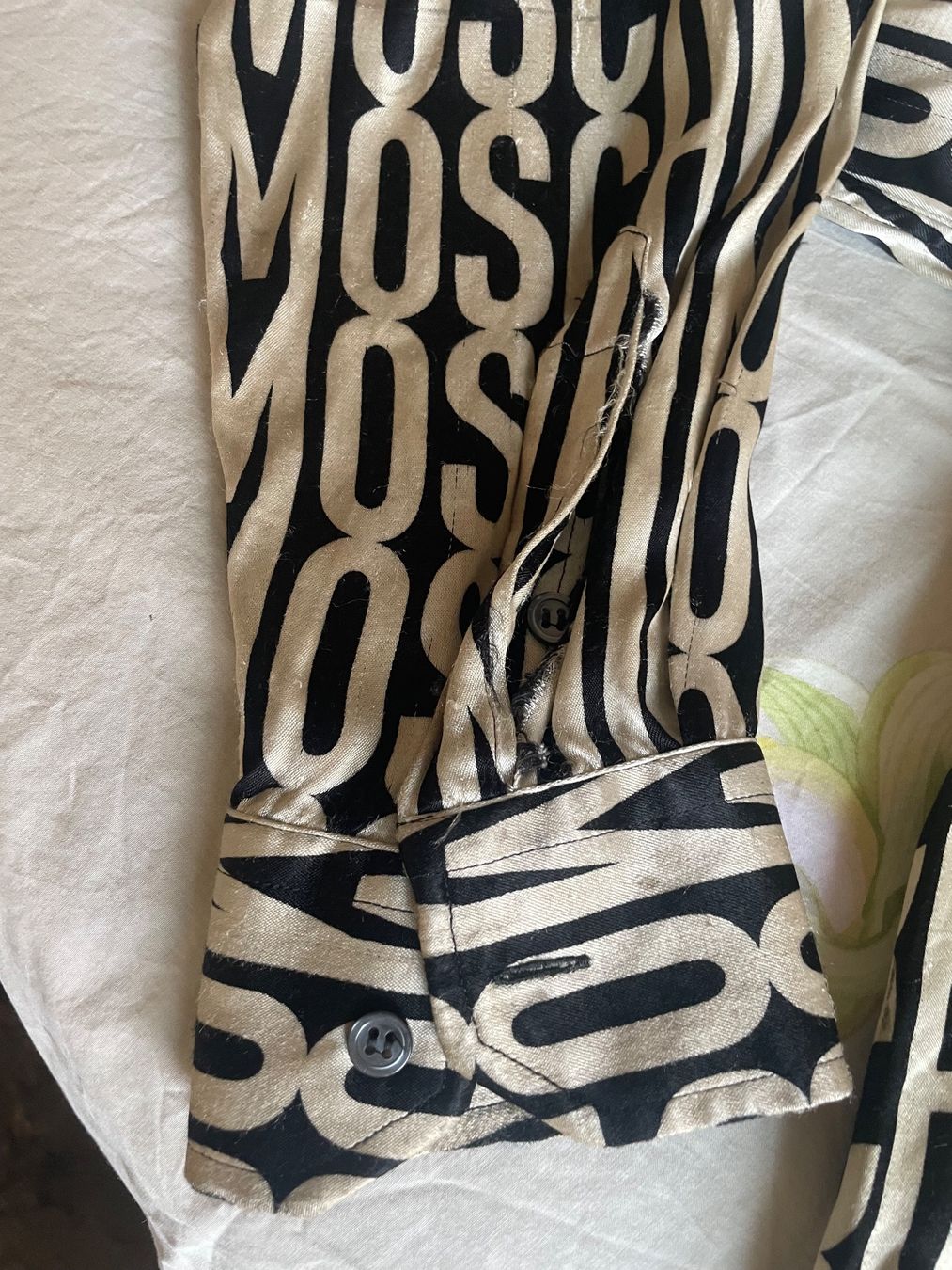 Moschino Camicie: Hemd Moschino Vintage – Difettoso da Minusio venduto da Pink222 8