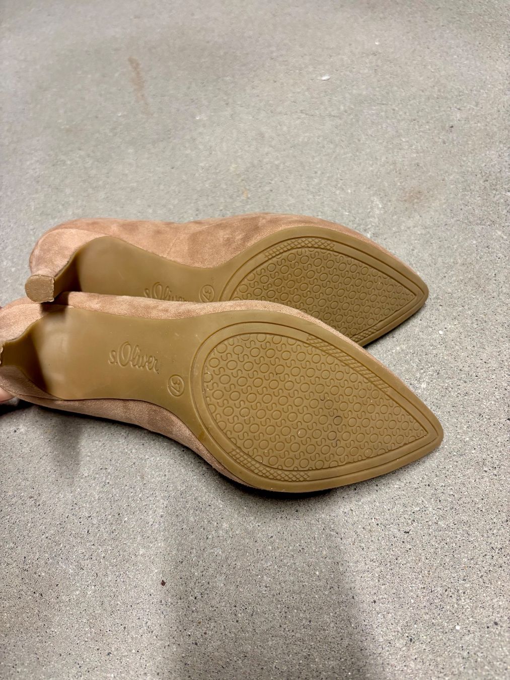 Chaussures femmes: Pumps, Grösse 37 – D'occasion à Glattpark(Opfikon) par Mrs.R0bins0n 3