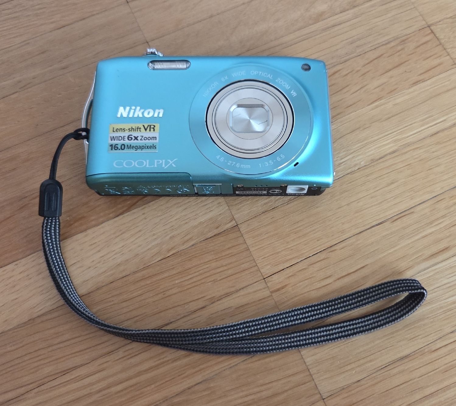 Coolpix Fotocamera: Nikon Coolpix S3300 türkis – Usato da Illnau venduto da Holzerexpress