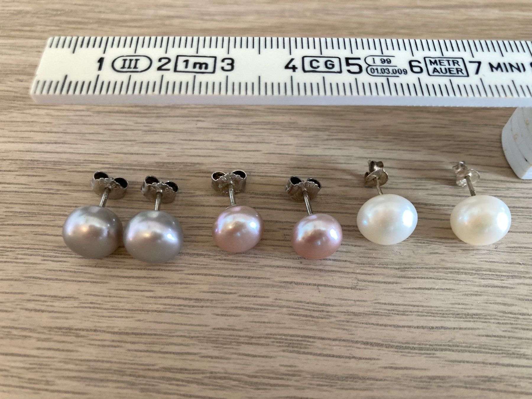 Autres bijoux: Perlenohrenstecker Rhomberg – D'occasion à Niederdorf par Anderlemon 1