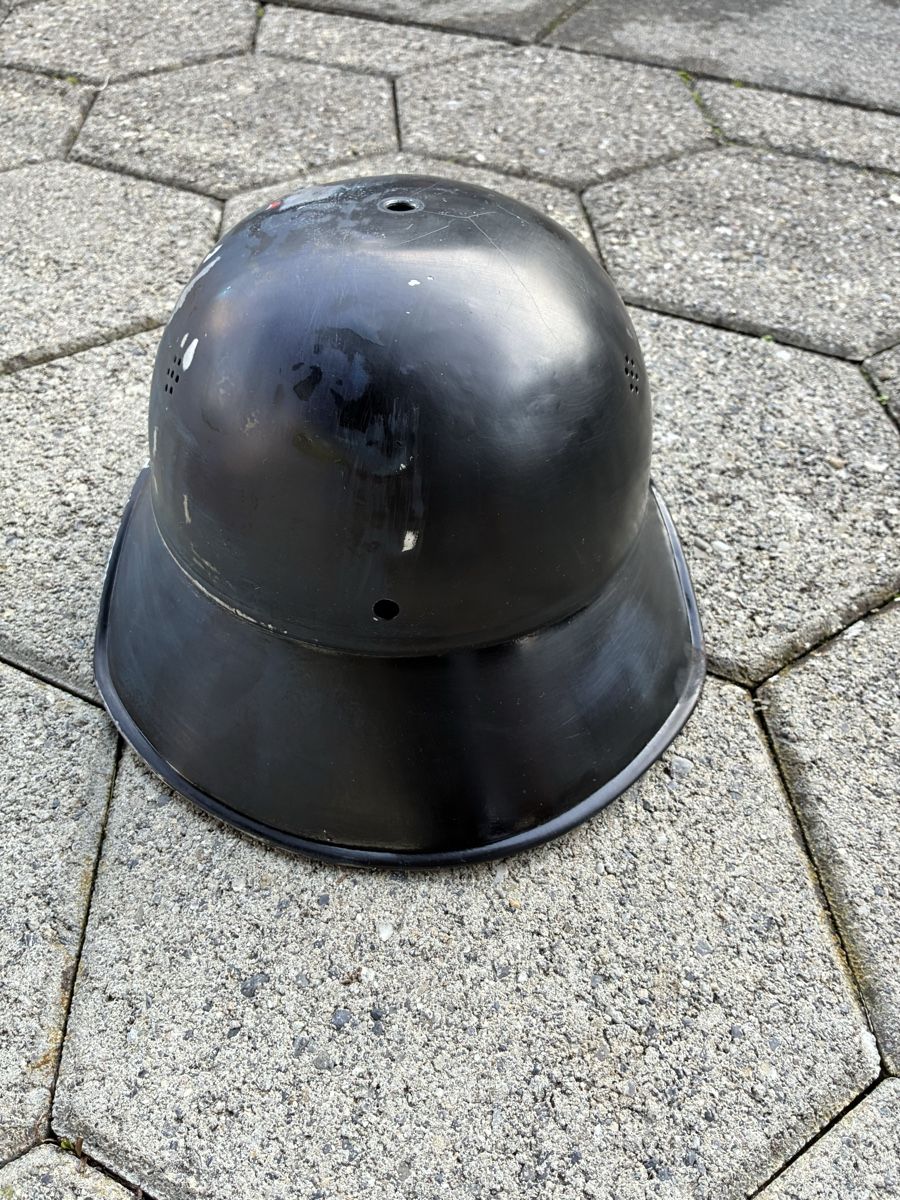 Uniformi & Effetti personali: Originaler WW2 Luftschutz Helmglocke – Usato da Balsthal venduto da Sven.sch 5