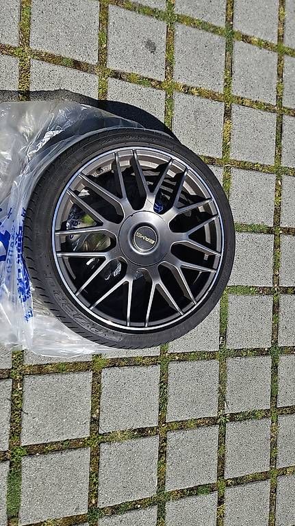 Mercedes-Benz Felgen: Meisterwerk MW07 mit P-Zeros – Gebraucht aus Bassersdorf von Chad_Thundercock