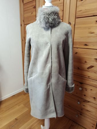 Mazoni42  Lammfellmantel
