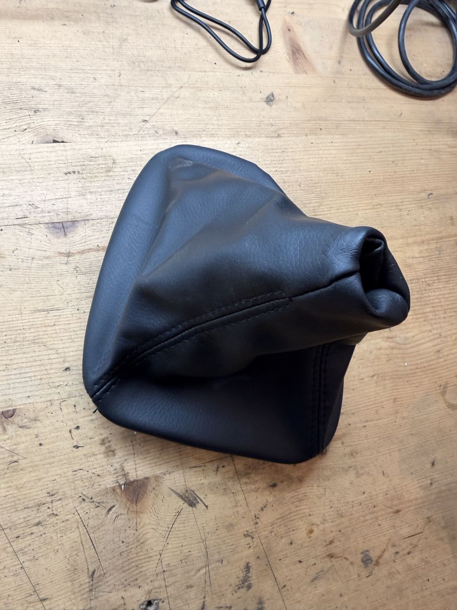 BMW Sonstiges Fahrzeugzubehör: BMW 5er E39 Schaltsack - NEU – Neu und originalverpackt aus Interlaken von Mili1711