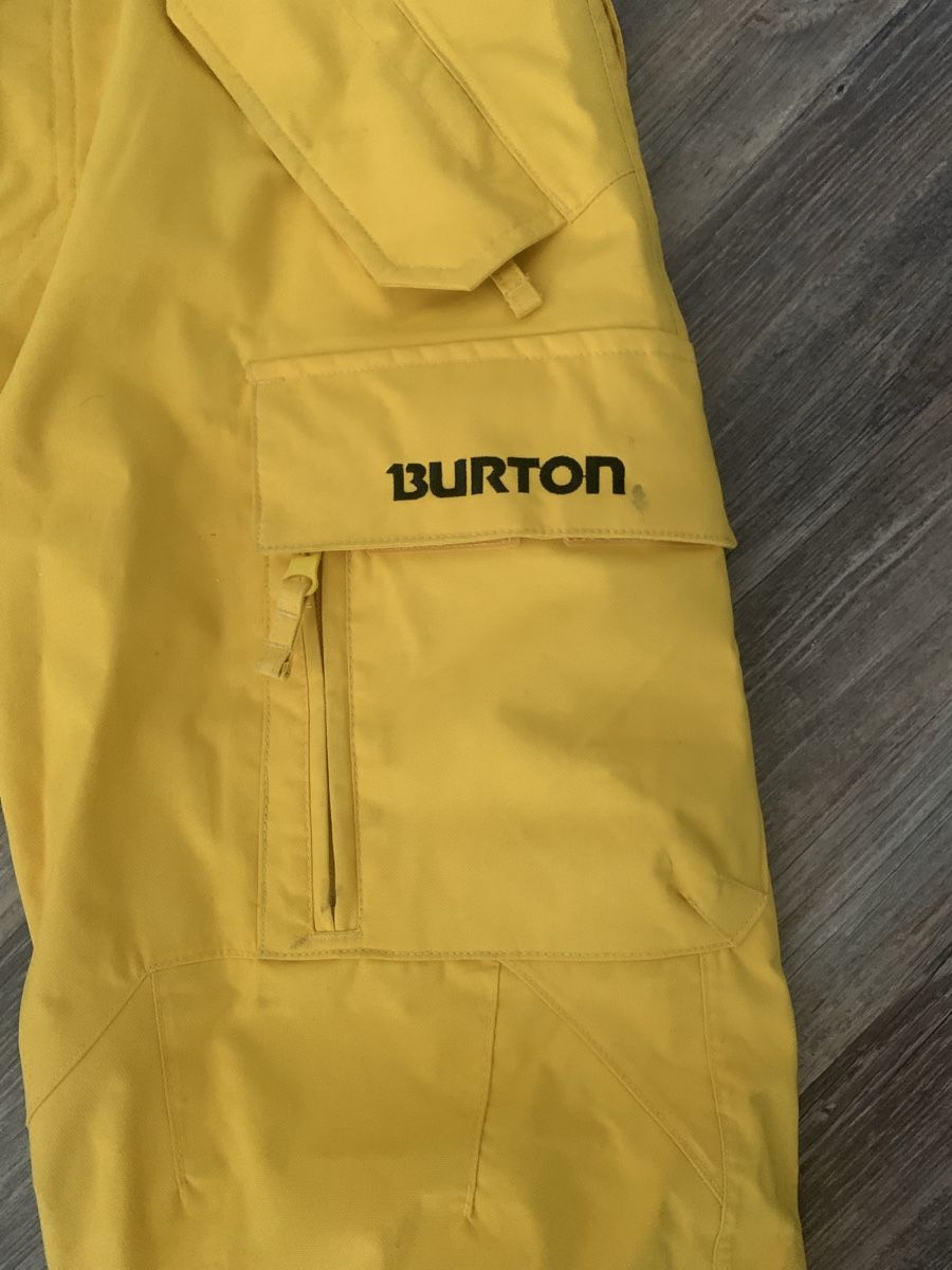 Burton Hosen: Burton - Skihose – Defekt aus Emmen von ama_8wmn 2