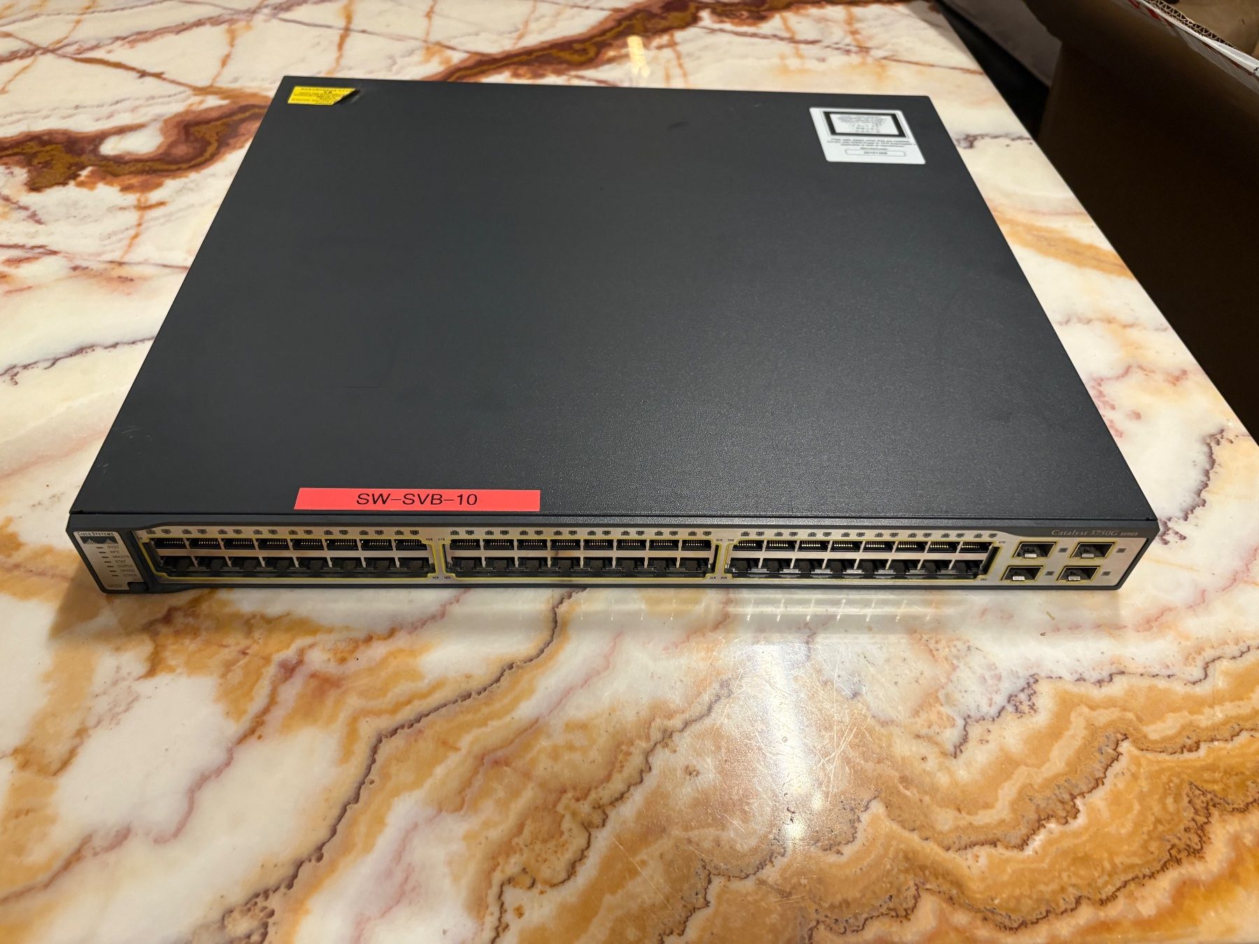Cisco Modems & Router: Cisco Catalyst 2960 Switch 48 Port – Gebraucht aus Horgen von Enis444 1