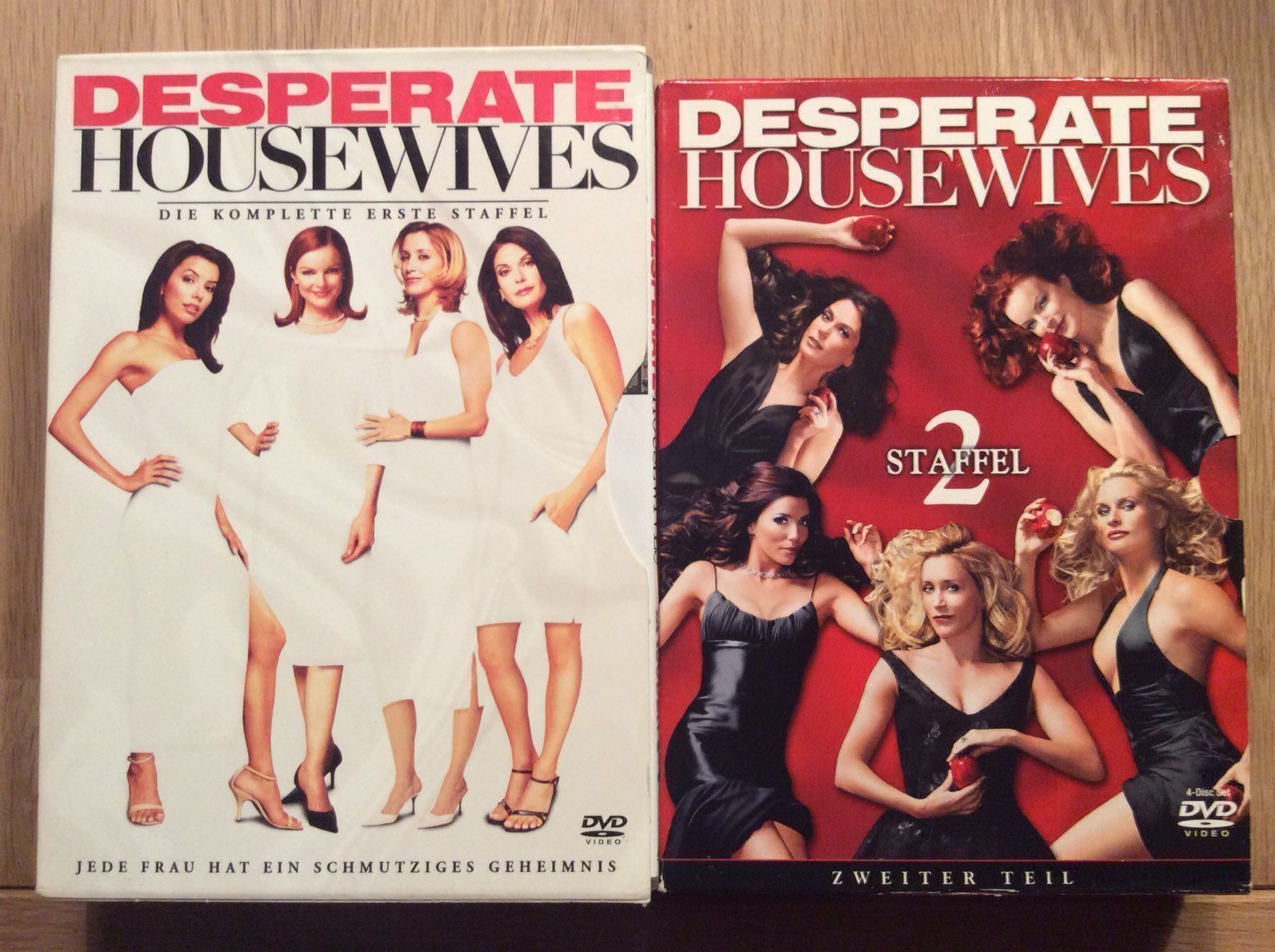 Tutti i DVDs: Desperate Housewives Staffel 1&2 – Usato da Kestenholz venduto da Inna09