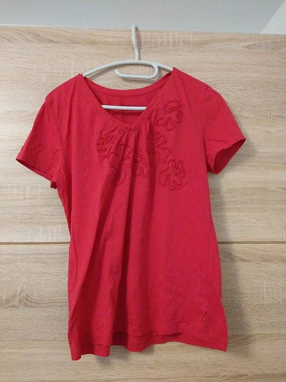 Camicette, T-shirt & Top: Schöne T-Shirt's diverse Marken – Usato da Hellsau venduto da Stina1978