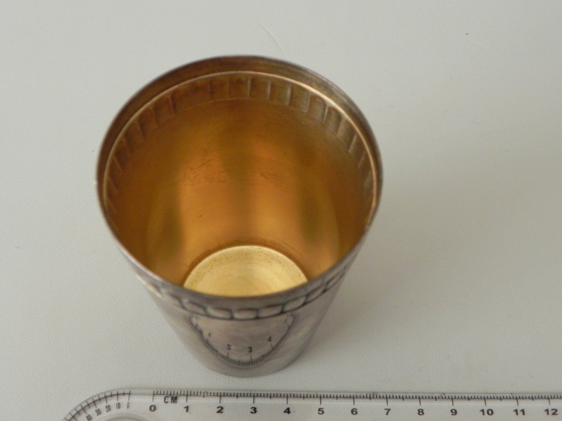 Tazze: Versilberter Becher innen vergoldet – Usato da Minusio venduto da Lory64 7