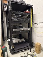 24 HE Server-Rack