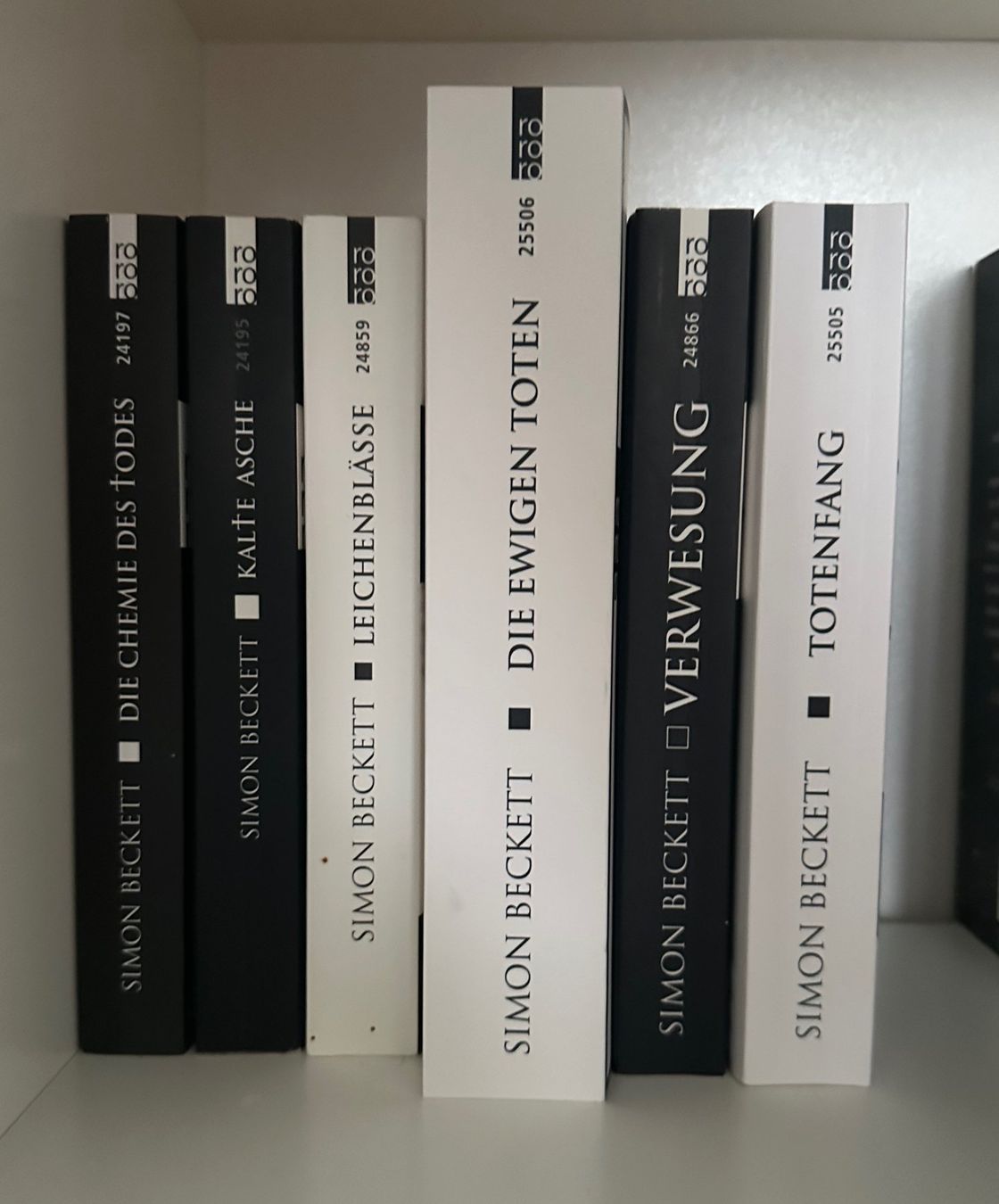 Livres: 6 Bücher von Simon Beckett – D'occasion à Pfäffikon ZH par AnjaAlbertin