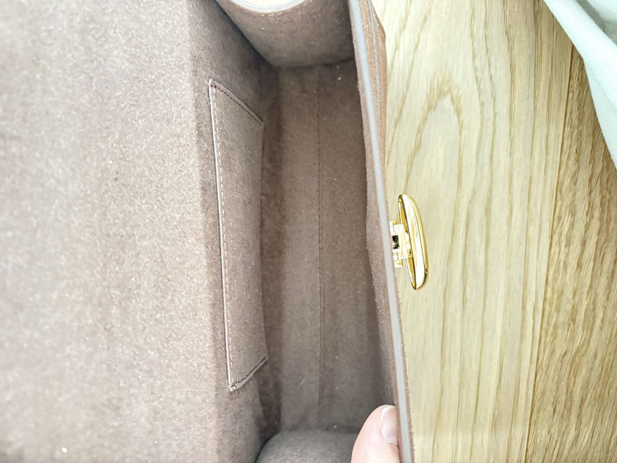 Borse da donna: Savette simmetry pochette in brown suede – Nuovo (secondo la descrizione) da St. Gallen venduto da ott_f827 6