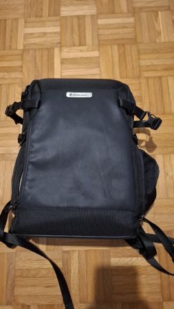 Vanguard VEO SELECT37BRM BK Kamerarucksack mit Rückenöffnung