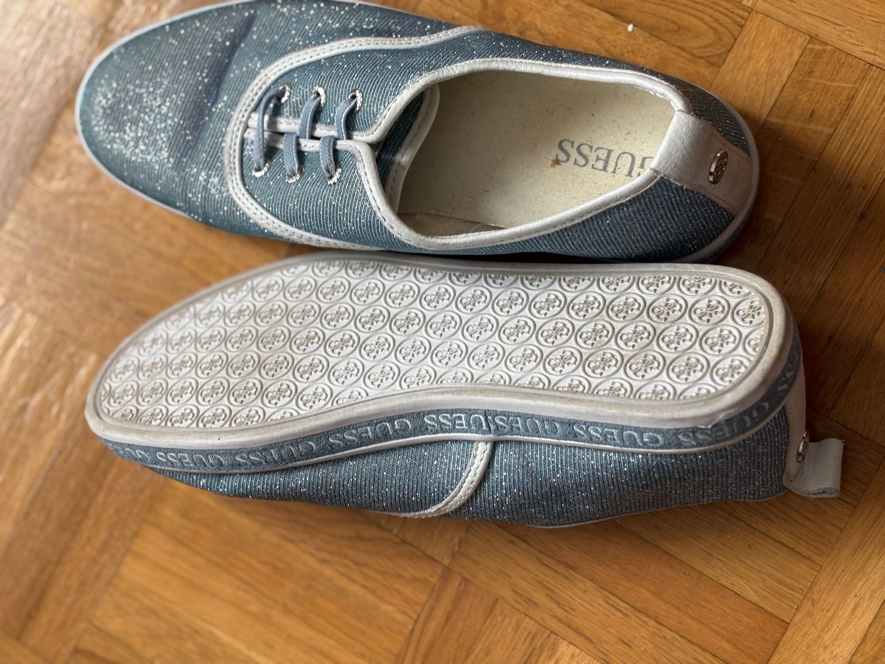 Guess Scarpe da donna: Guess Schuhe Sneakers Gr. 40 – Nuovo (secondo la descrizione) da Genève venduto da sunandwind 3