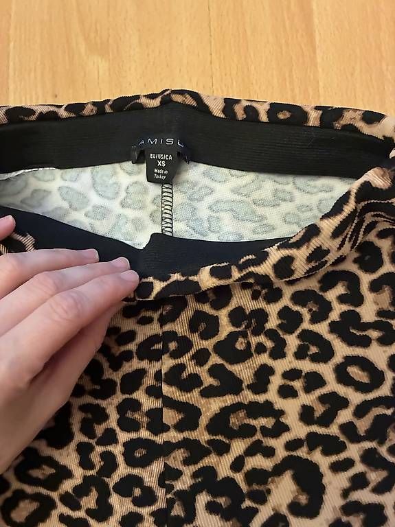 Leggings: Leggins Leopard Animal Print Flared Pants – Usato da Bern venduto da n-dine 3