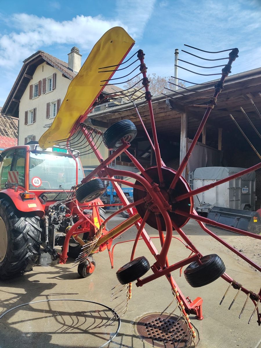 Tutte le macchine: Schwader zu verkaufen – Usato da Triengen venduto da goegu94 3