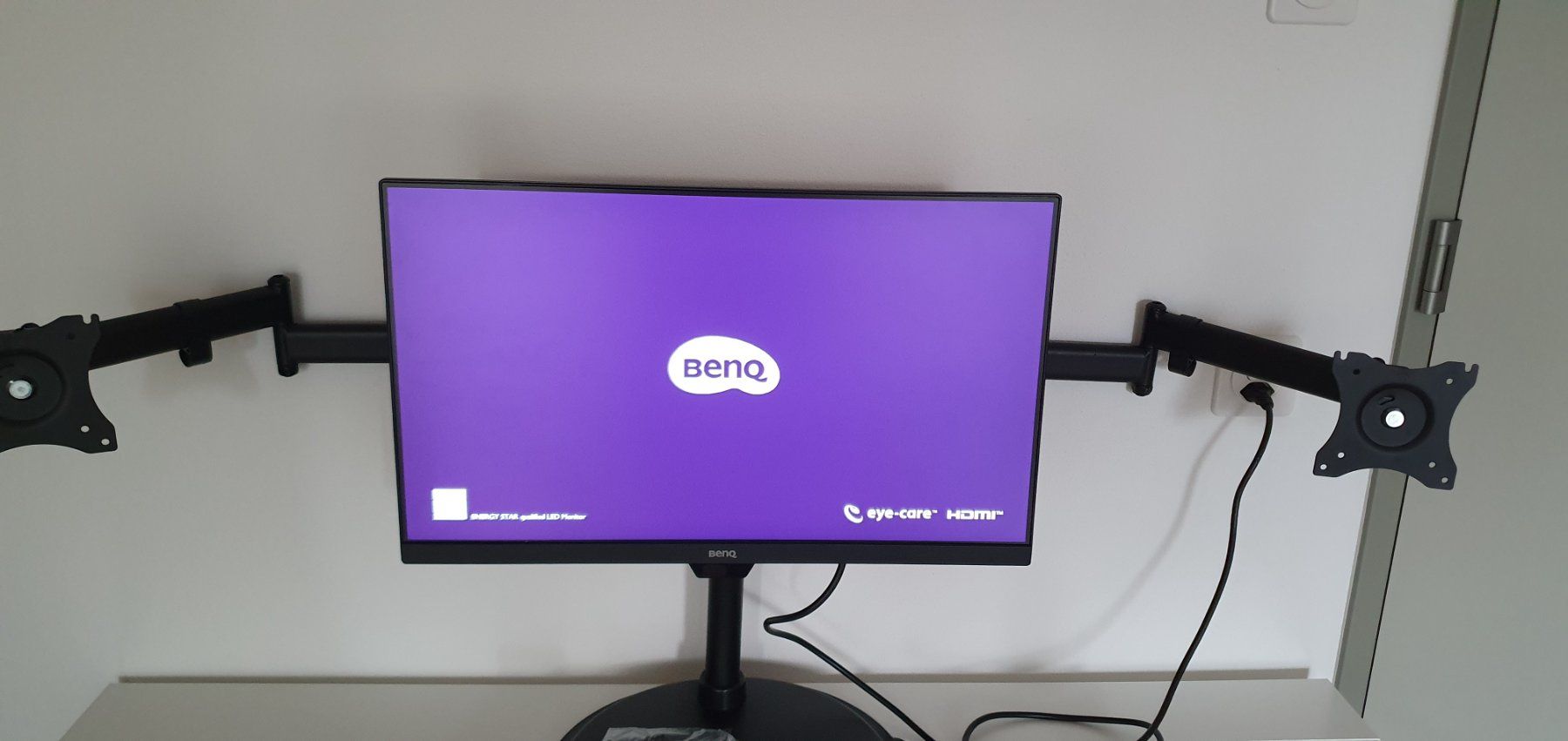 BenQ Monitore: 1 x Bildschirm Benq  24" (Zoll) für Computer oder Gamer. – Gebraucht aus Zürich von Leica.C89 1