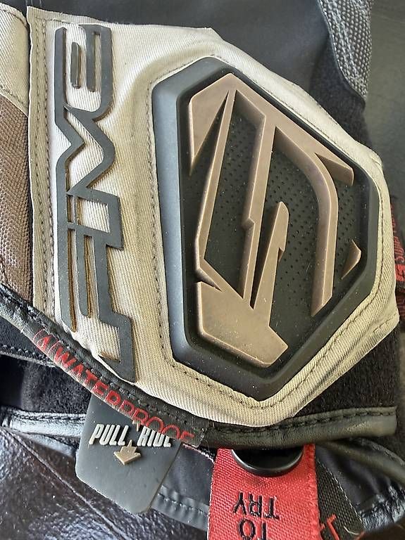 Altri accessori da uomo: FIVE TFX1 GTX MOTORRADHANDSCHUHE – Usato da Luzern venduto da Nufi6 2