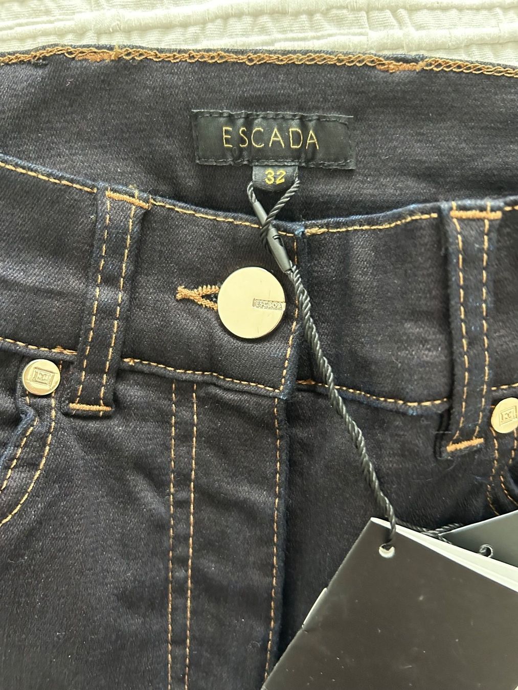 Escada Jeans: Escada Jeans, Gr.32/34,NEU, stretch – Nuovo (secondo la descrizione) da Horn venduto da Resvi 2