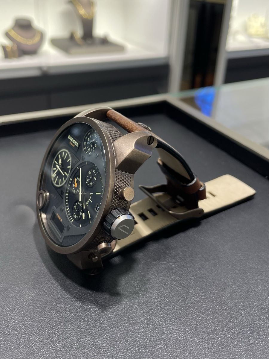 Diesel Uhren: Diesel Mr. Daddy 57mm Quarz - DZ7246 – Gebraucht aus Wettingen von Elegance_Uhren 7