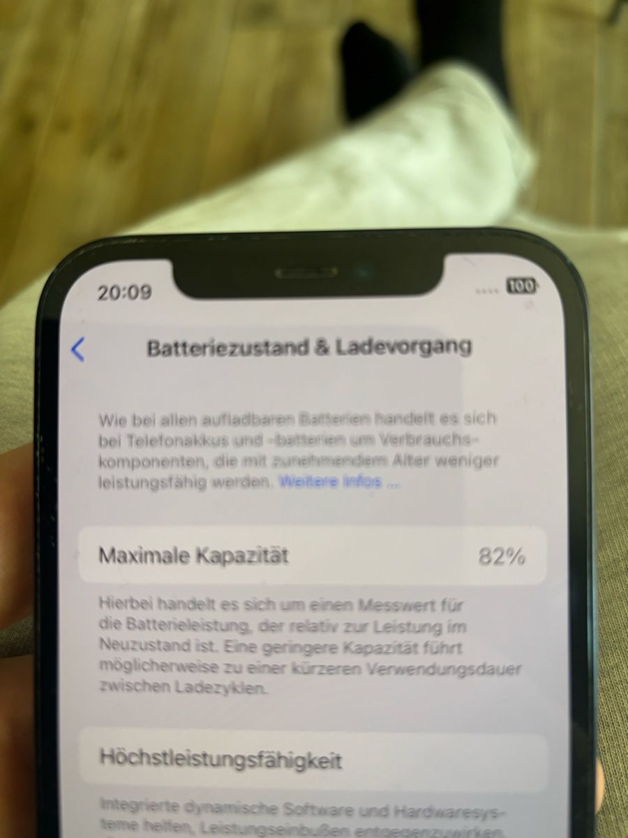 Apple Telefoni cellulari / Smartphones: Apple iPhone 12 128 GB schwarz  – Usato da Holderbank AG venduto da daniwase01 4