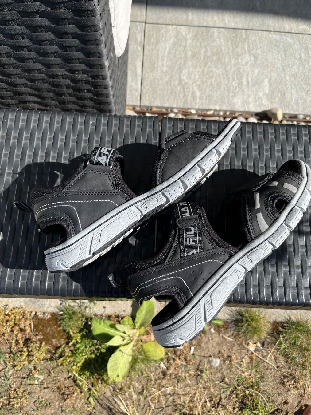 Fila Scarpe per ragazzi: Fila Sandalen schwarz Grösse 38 Kinder – Usato da oftringen venduto da rai_lb5s 2