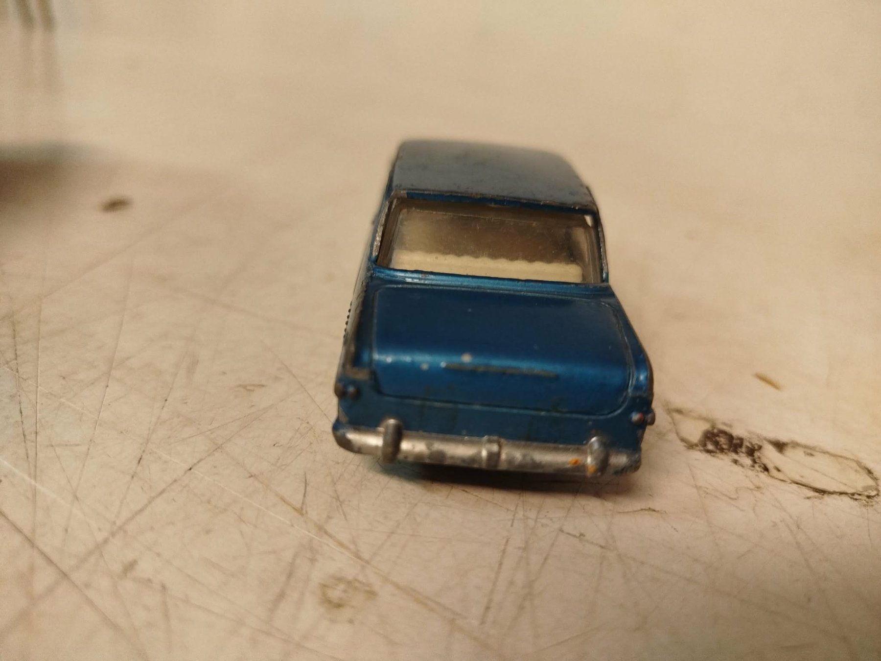 Gama Modellautos: Gama Opel Record – Gebraucht aus La Chaux-de-Fonds von Emmaus2300CDF 3